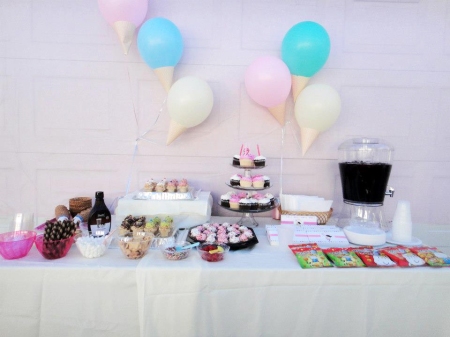 ice cream party display table